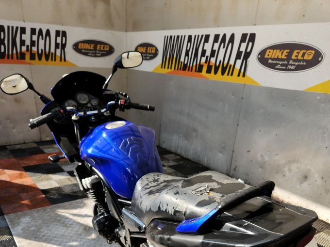 YAMAHA FZS FAZER 4
