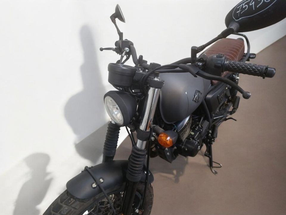 ARCHIVE MOTORCYCLE SCRAMBLER 4