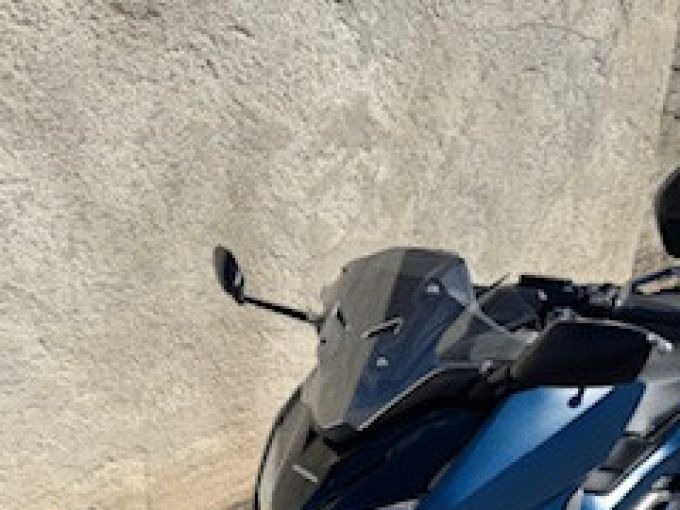 HONDA FORZA 750 4
