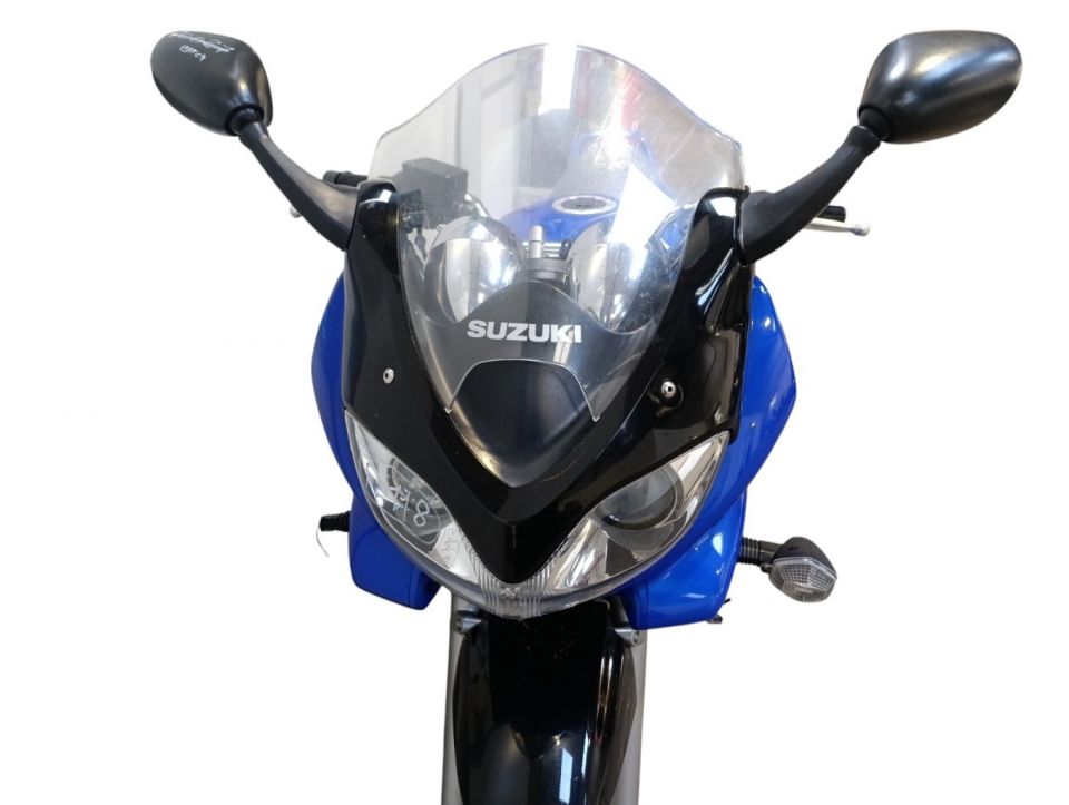 SUZUKI GSF 600 BANDIT 4