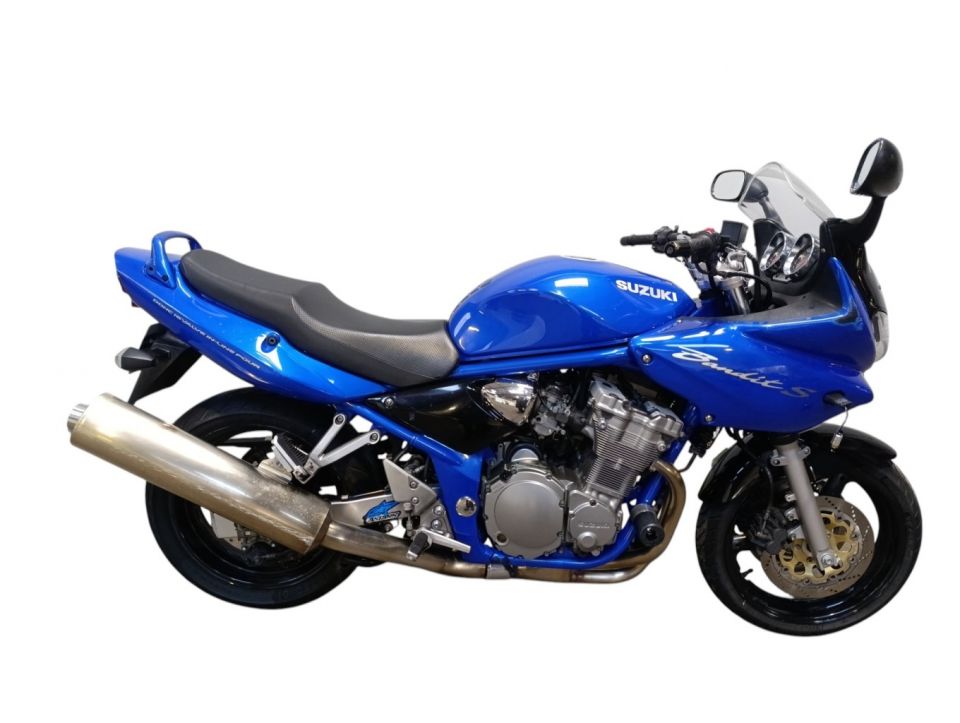 SUZUKI GSF 600 BANDIT 4