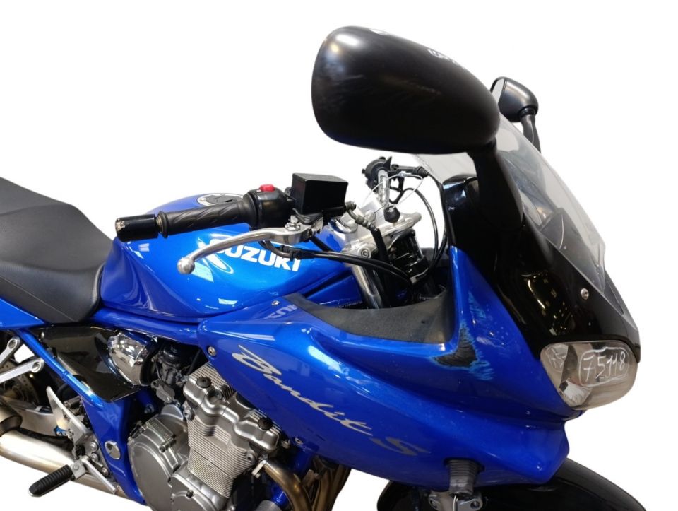 SUZUKI GSF 600 BANDIT 4