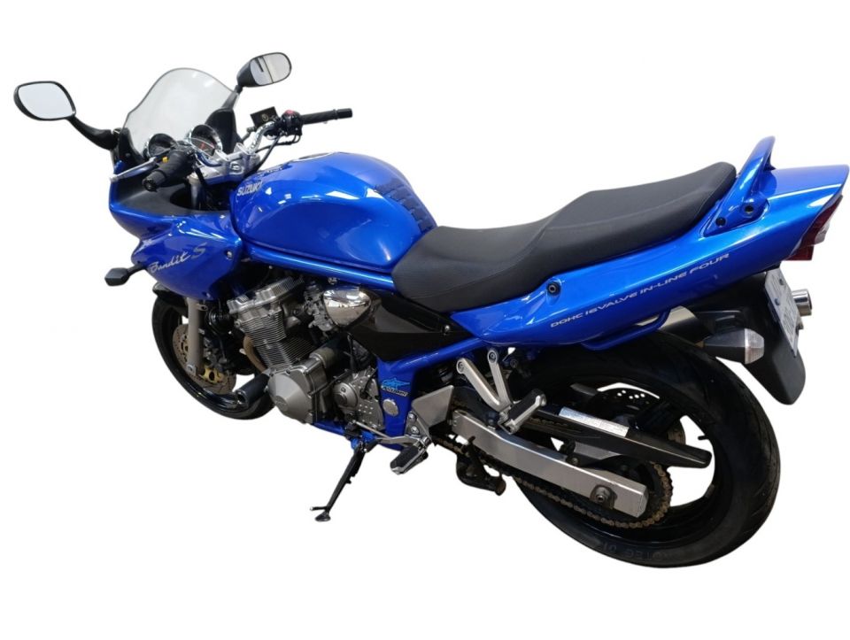 SUZUKI GSF 600 BANDIT 4