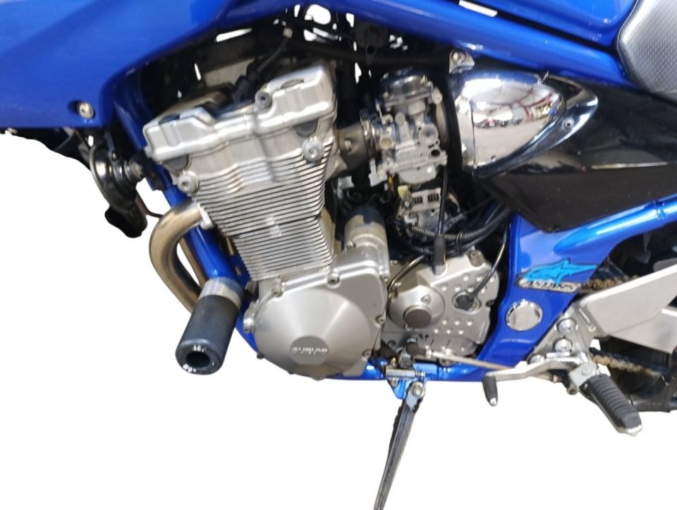 SUZUKI GSF 600 BANDIT 4