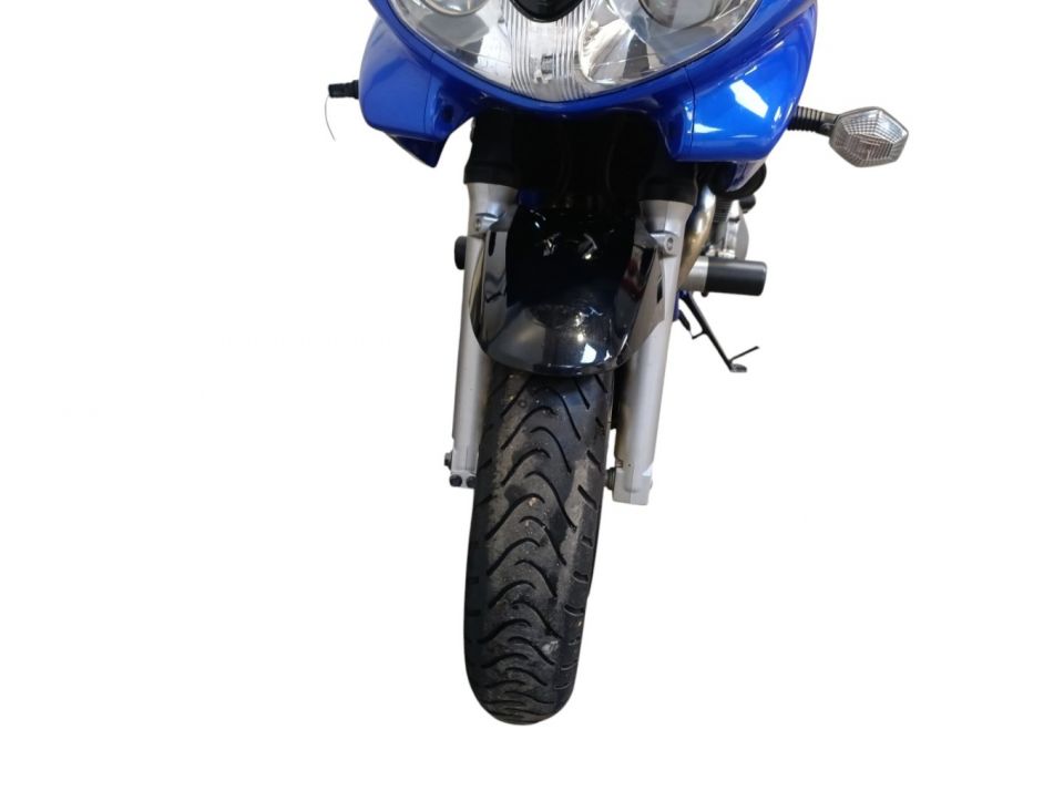 SUZUKI GSF 600 BANDIT 4