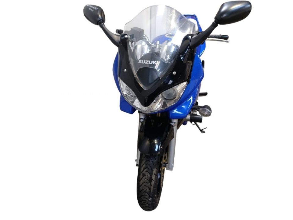 SUZUKI GSF 600 BANDIT 4