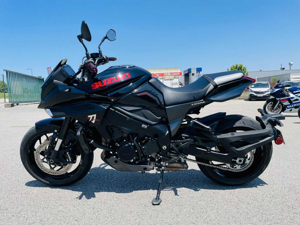 SUZUKI KATANA 1000 4
