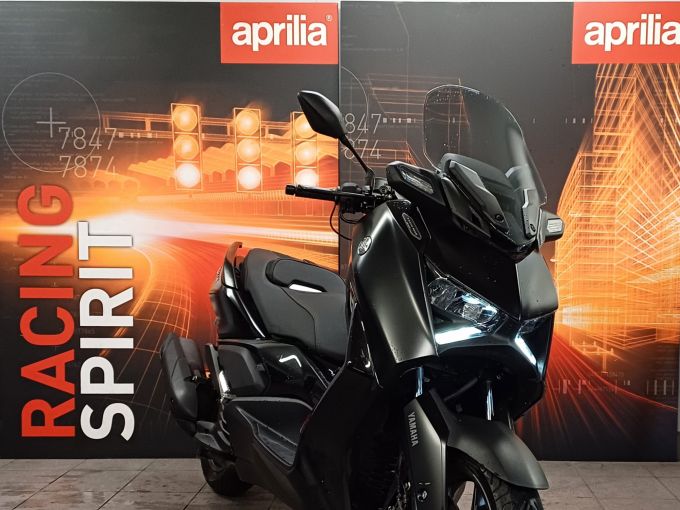 YAMAHA X-MAX 125 TECH MAX 4