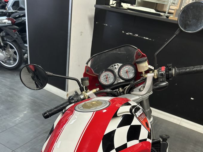 DUCATI MONSTER 916 S4 4