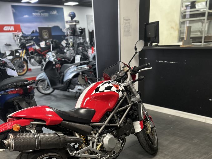 DUCATI MONSTER 916 S4 4