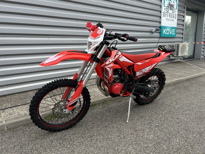 BETA XTRAINER 300 4