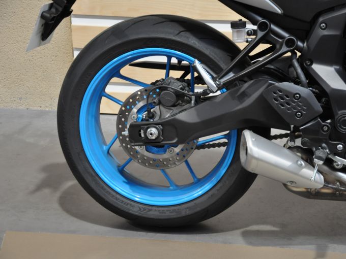 YAMAHA MT-07 Y-AMT 4