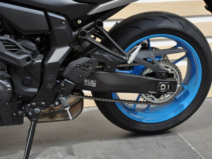 YAMAHA MT-07 Y-AMT 4