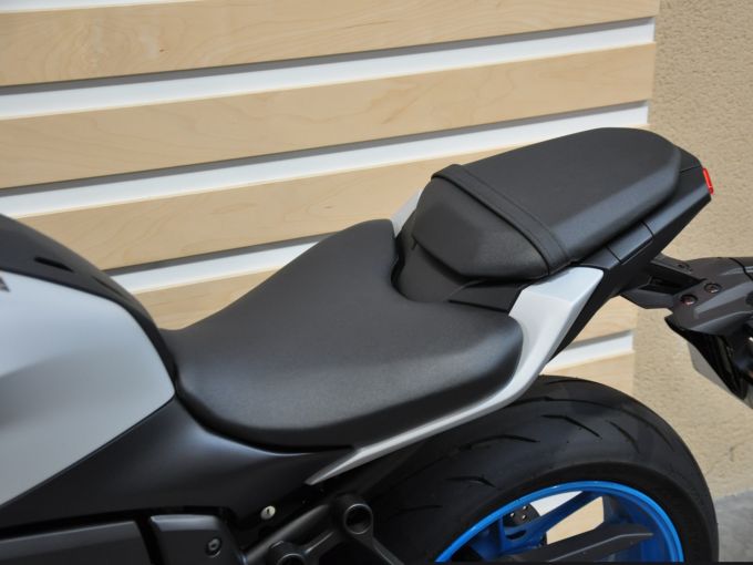 YAMAHA MT-07 Y-AMT 4
