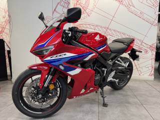 HONDA CBR 650  R - 2025