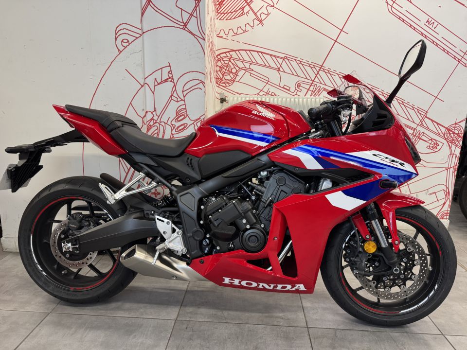 HONDA CBR 650  R 4