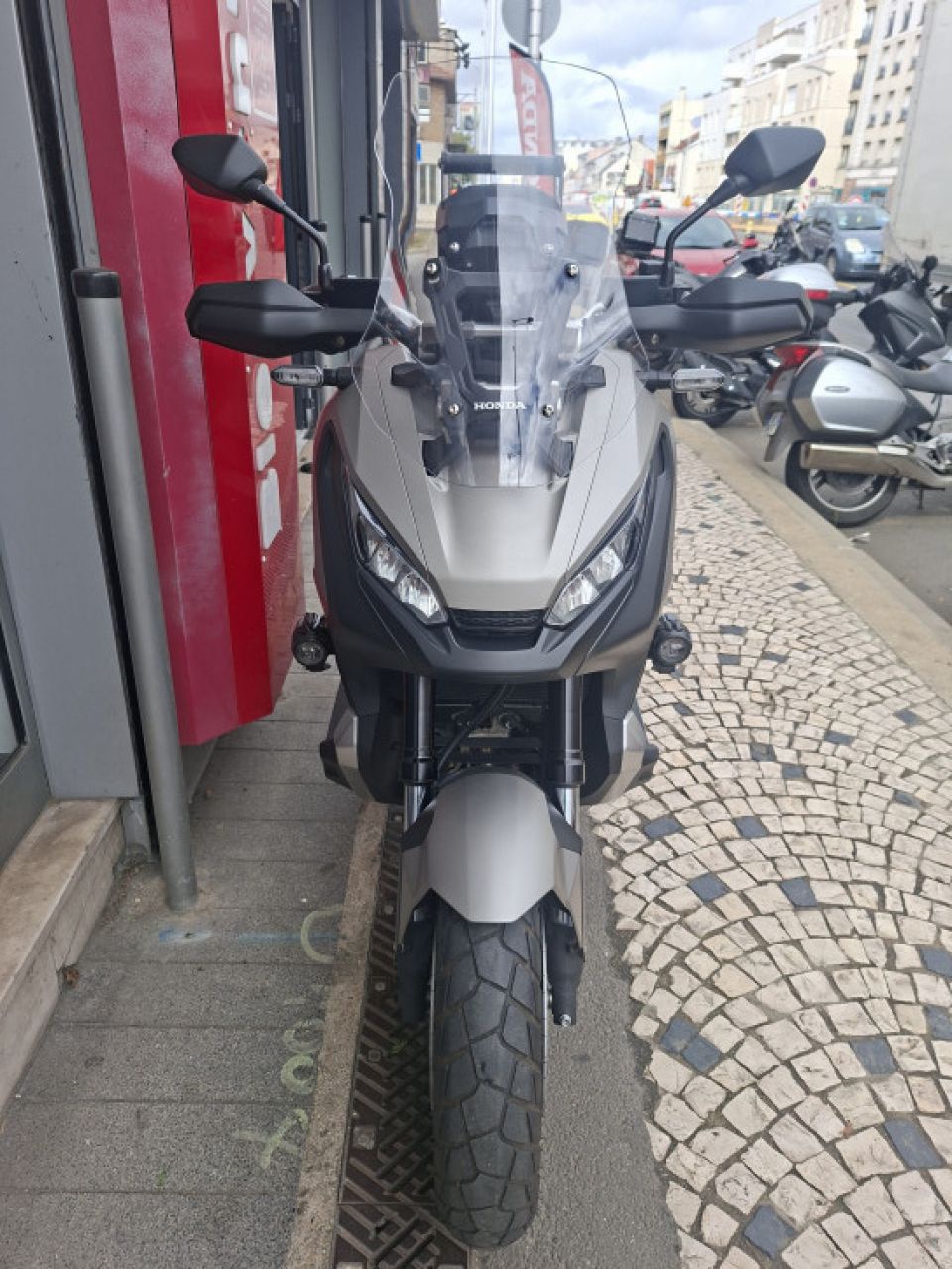 HONDA X-ADV 750 4