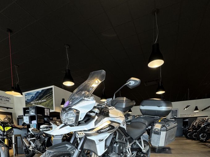 TRIUMPH TIGER 1200 EXPLORER XCA  4