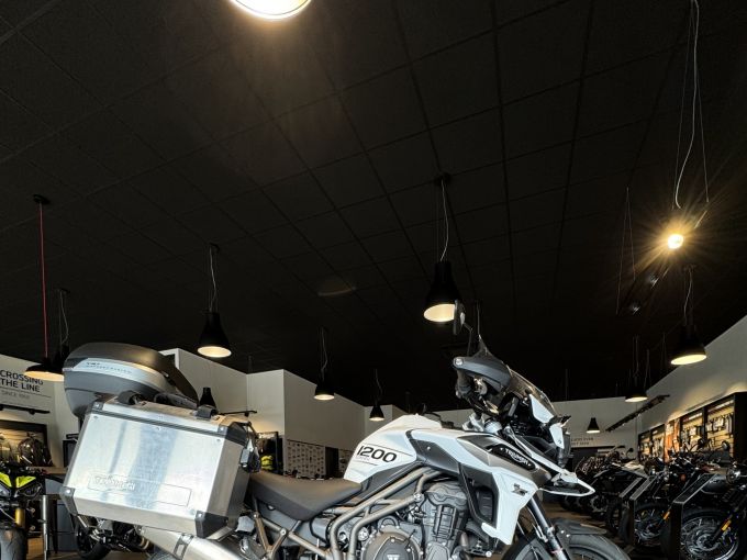 TRIUMPH TIGER 1200 EXPLORER XCA  4