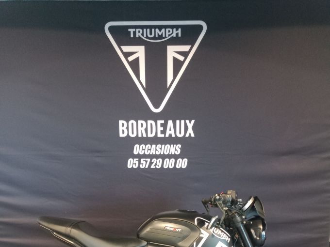 TRIUMPH TRIDENT 660 4
