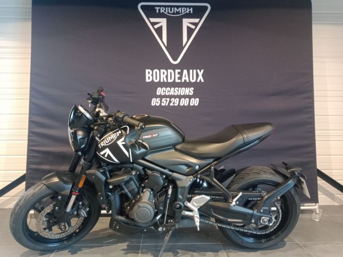 TRIUMPH TRIDENT 660 4