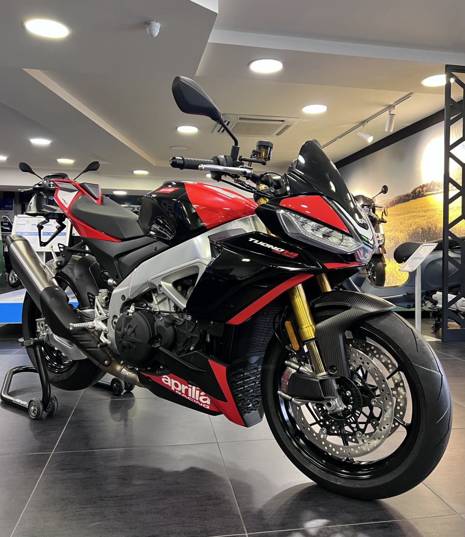 APRILIA TUONO 1100 V4 FACTORY 4