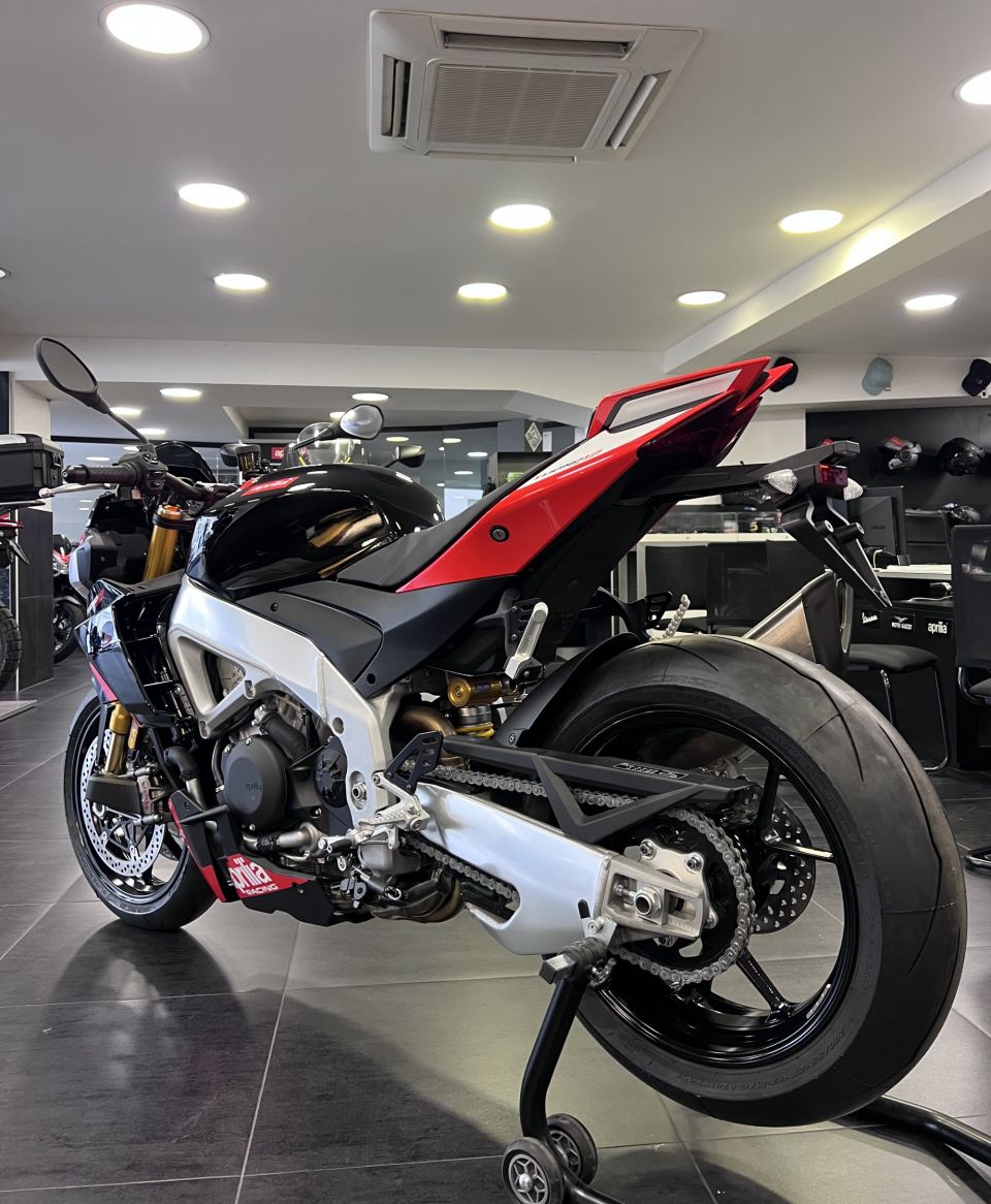 APRILIA TUONO 1100 V4 FACTORY 4