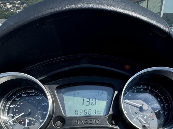 PIAGGIO MP3 300 HPE SPORT ABS ASR 4