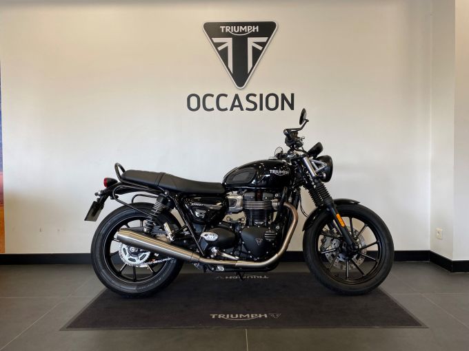 TRIUMPH STREET TWIN  900 4