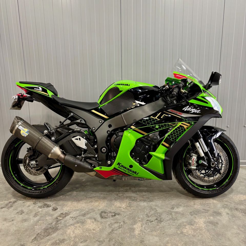 KAWASAKI ZX-10R 4