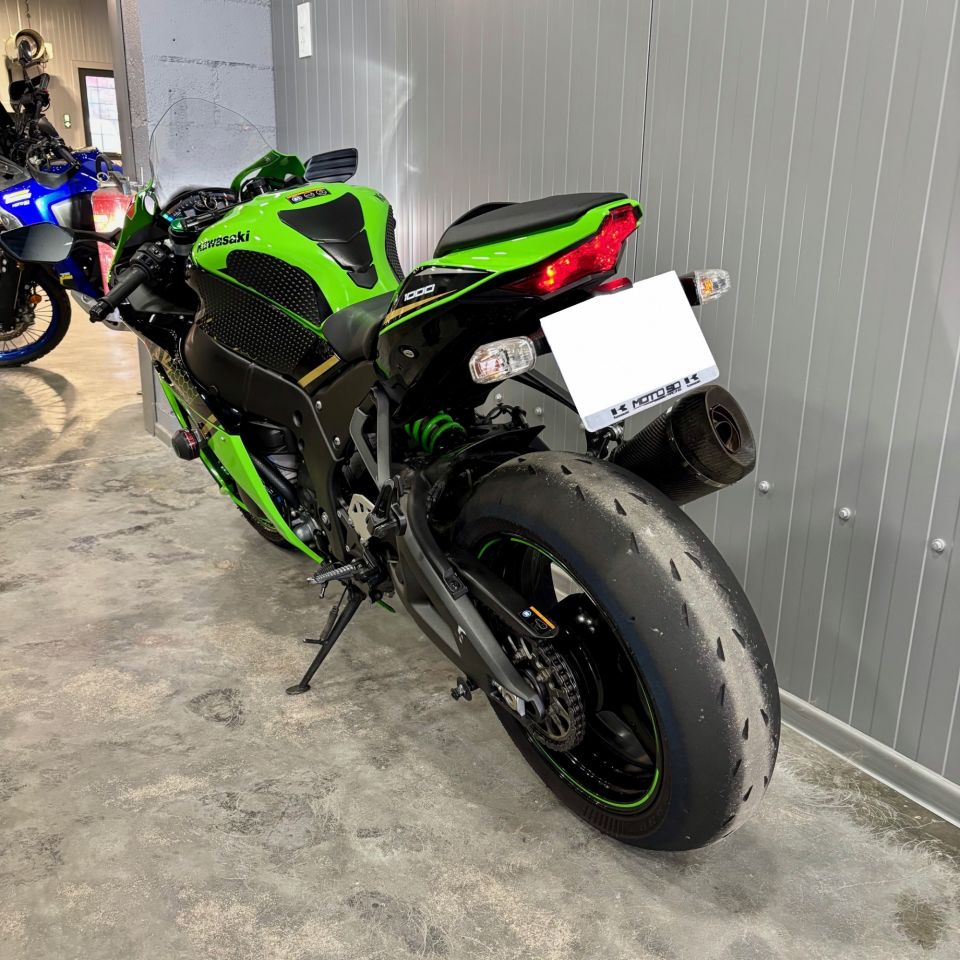 KAWASAKI ZX-10R 4