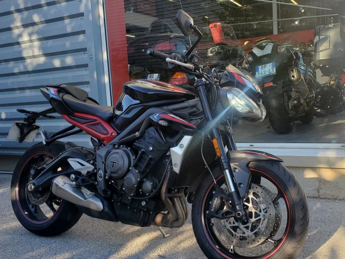 TRIUMPH STREET TRIPLE 765 R 4