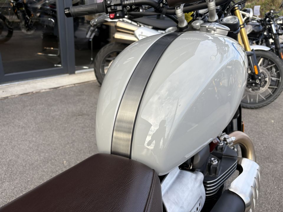 TRIUMPH Scrambler 1200 X 4