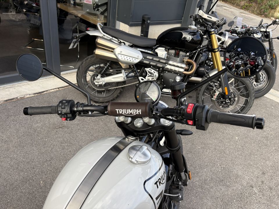 TRIUMPH Scrambler 1200 X 4