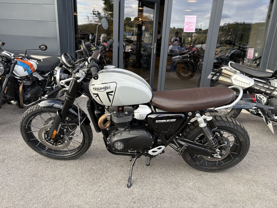 TRIUMPH Scrambler 1200 X 4