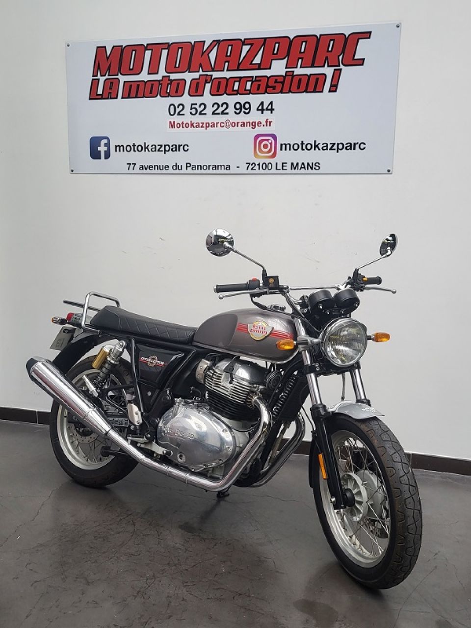 ROYAL ENFIELD INTERCEPTOR 4