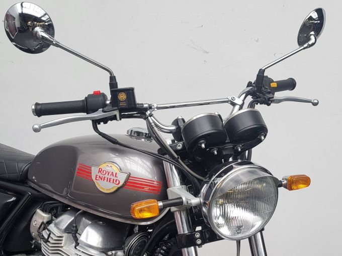 ROYAL ENFIELD INTERCEPTOR 4