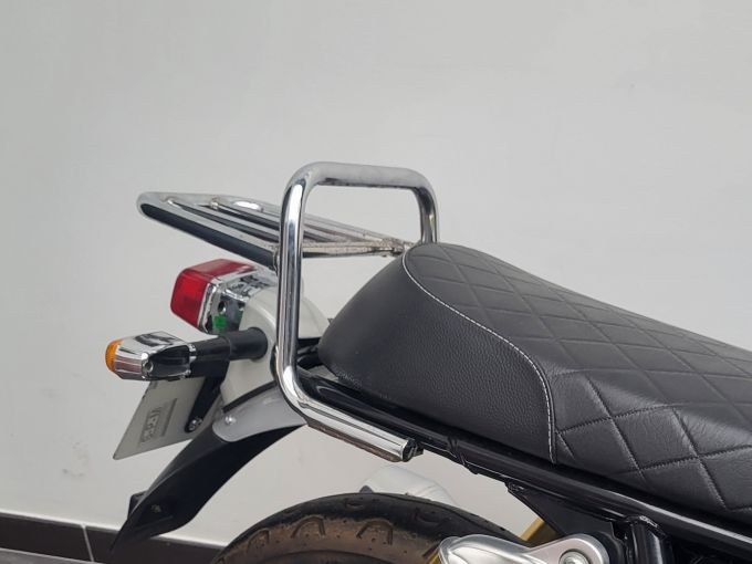 ROYAL ENFIELD INTERCEPTOR 4