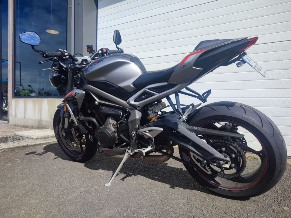 TRIUMPH STREET TRIPLE 765 RS 4