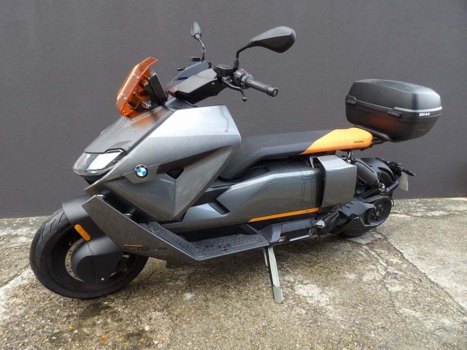 BMW CE 04 4