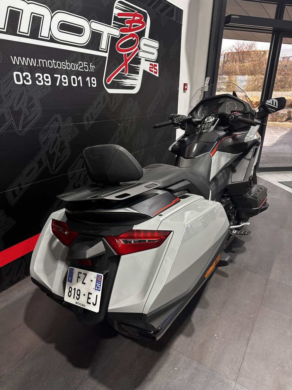 HONDA GOLDWING 1800 BAGGER 4