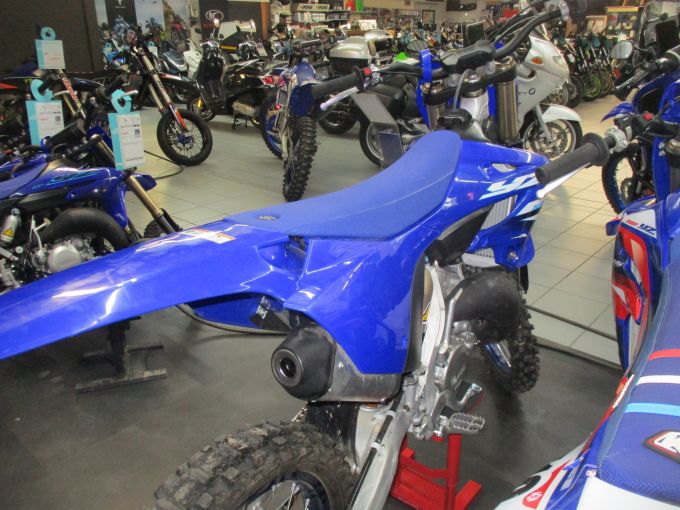 YAMAHA YZ 125 4