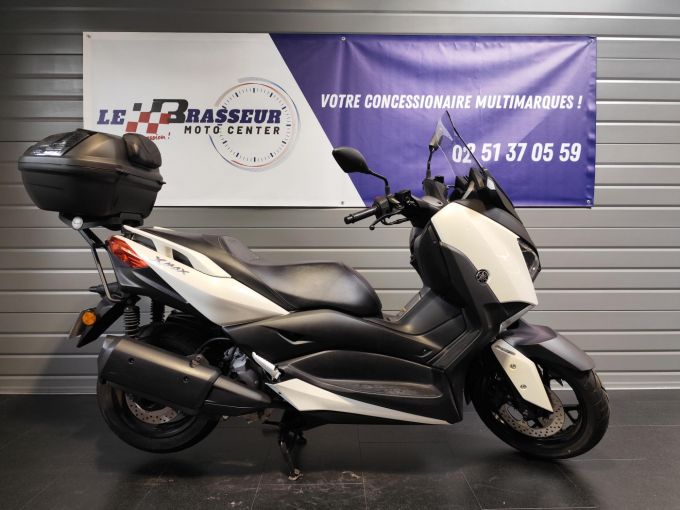 YAMAHA XMAX 300 4