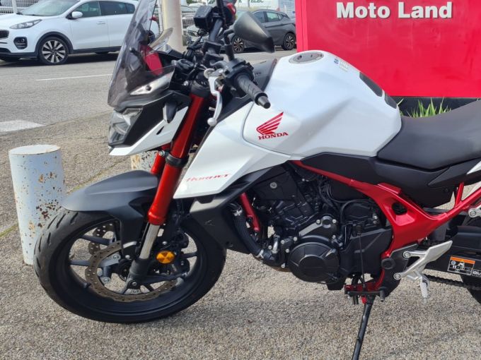 HONDA CB 750 HORNET 4