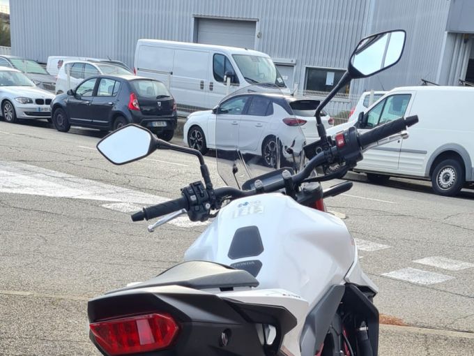 HONDA CB 750 HORNET 4