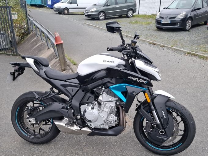 CF MOTO CF 675 NK 4