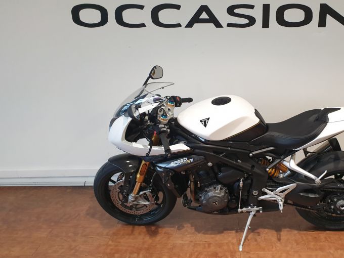 TRIUMPH SPEED TRIPLE 1200 RR 4