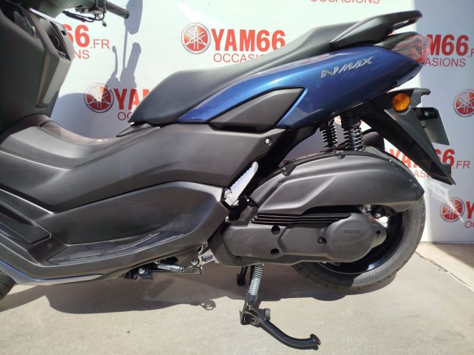 YAMAHA NMAX 125 4