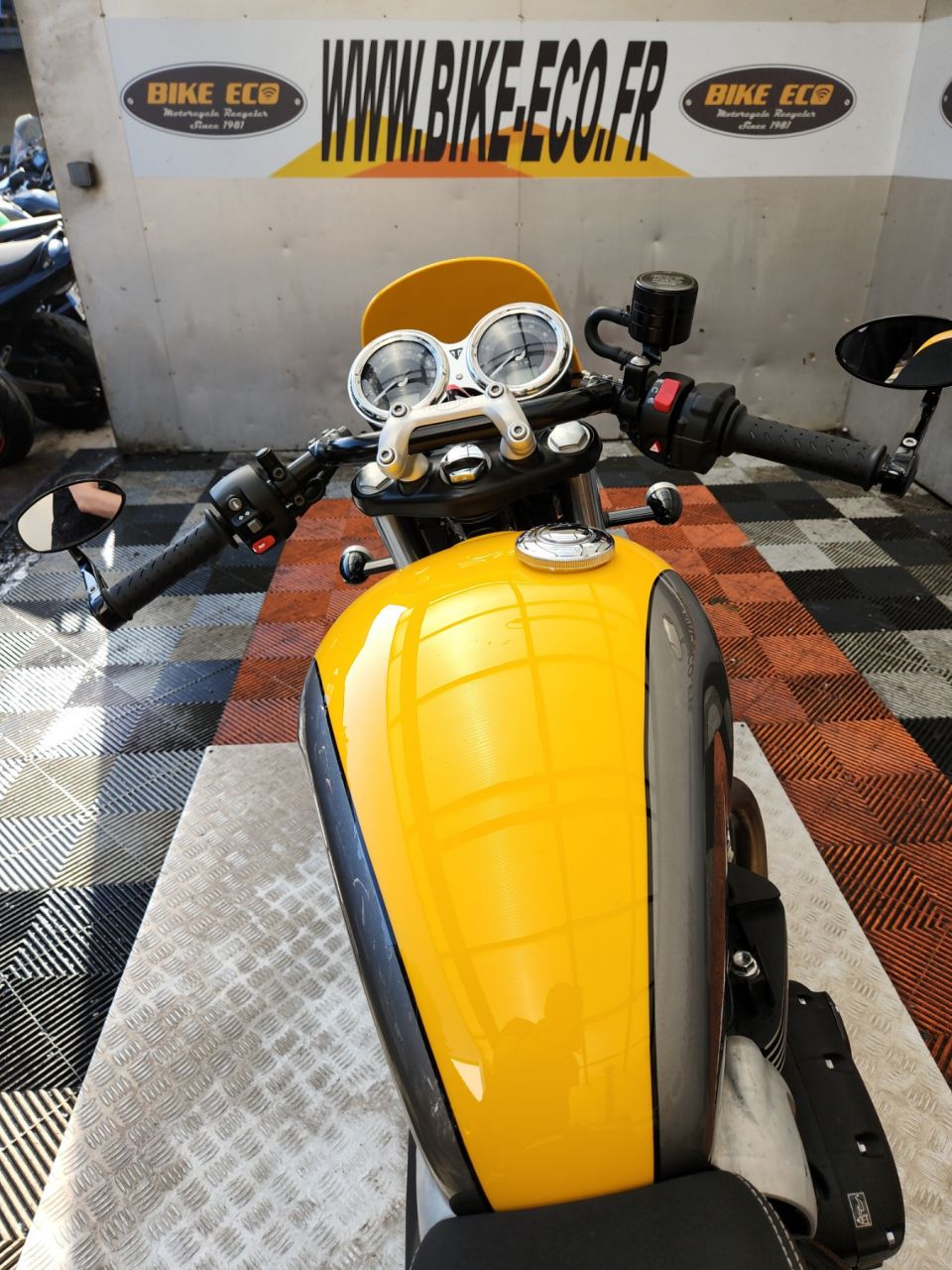 TRIUMPH STREET CUP 4