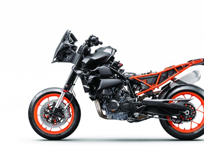 KTM 890 SMT 4